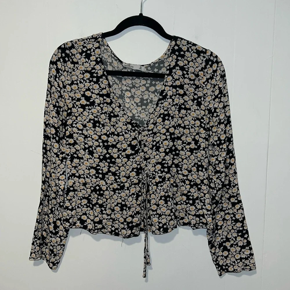 Hollister California Women’s Floral Crop Top 1045